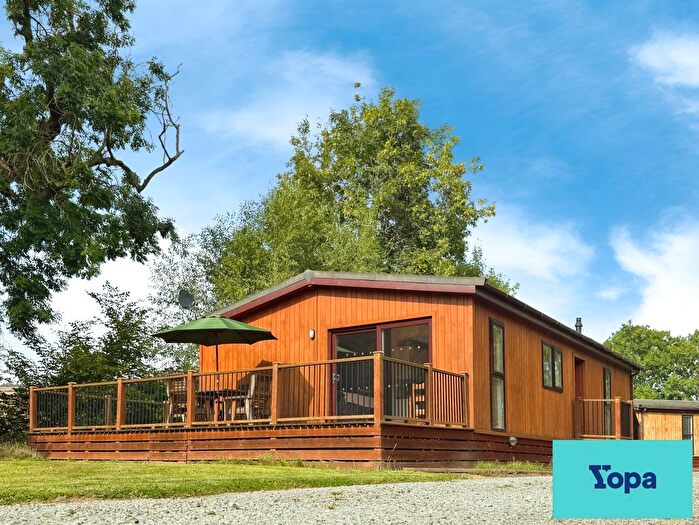 2 Bedroom Park Home For Sale In Clun Valley Lodges, Clunton, Nr Craven Arms, SY7