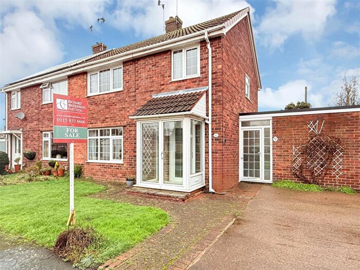 3 Bedroom Semi Detached House For Sale In St. Lawrence Boulevard, Radcliffe-On-Trent, Nottingham, NG12
