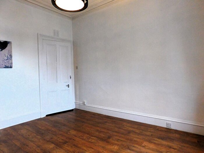 1 Bedroom Flat To Rent In Hardgate, City Centre, Aberdeen, AB11