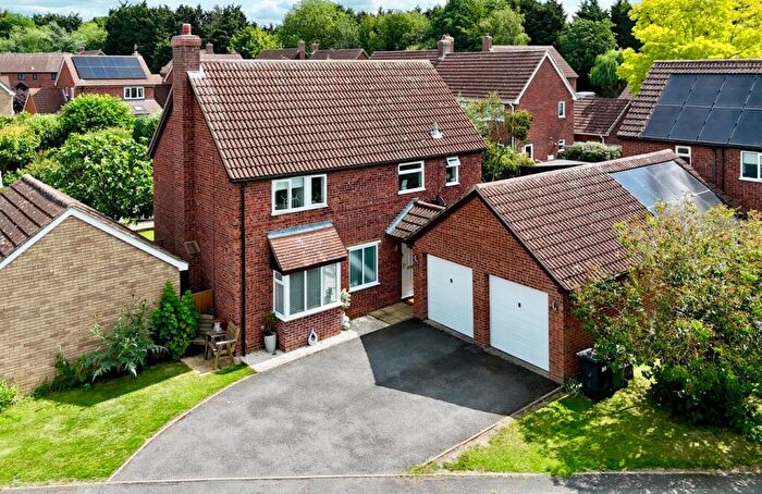 4 Bedroom Detached House For Sale In Maple End, Alconbury, Huntingdon, PE28