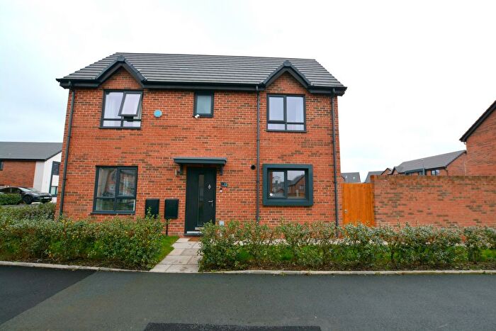 3 Bedroom Semi Detached House For Sale In Pankhurst Street, Denton, M34