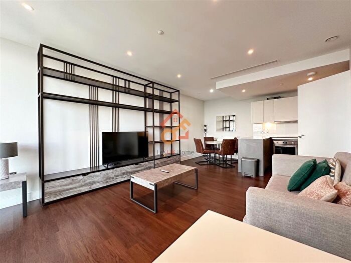 1 Bedroom Flat To Rent In Maine Tower, Harbour Way, London, E14