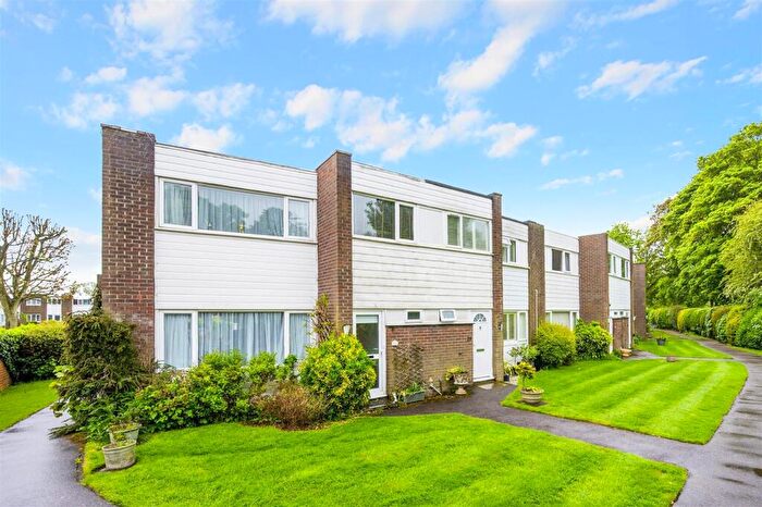 3 Bedroom End Of Terrace House For Sale In The Tracery, Banstead, SM7