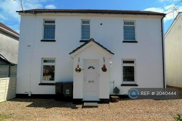 2 Bedroom Flat To Rent In Windham Road, Bournemouth, BH1