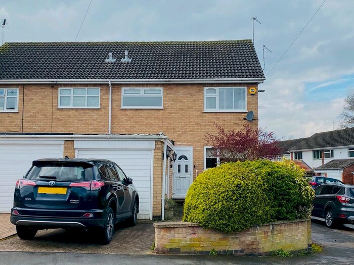 3 Bedroom Semi-Detached House To Rent In Prince Drive, Oadby, Leicester, LE2