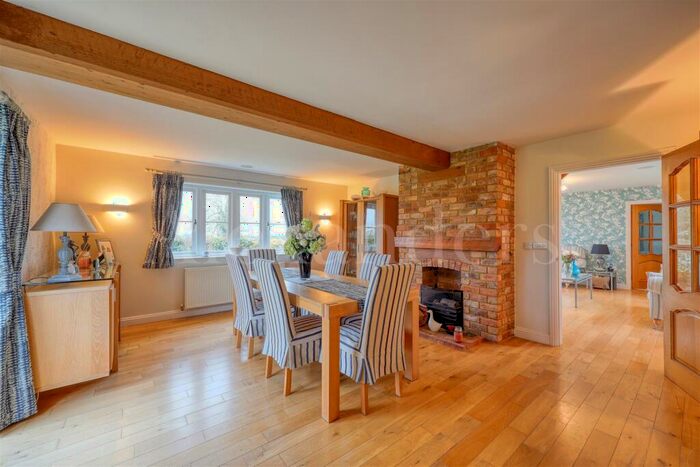 4 Bedroom Detached House For Sale In Main Street, Stapleton, LE9