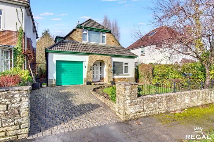 3 Bedroom Detached House For Sale In Cheriton Avenue, Boscombe East, Bournemouth, BH7