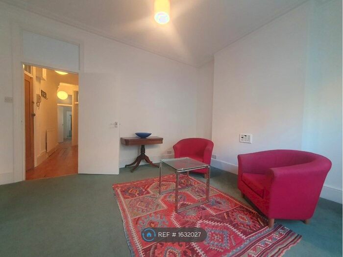 2 Bedroom Flat To Rent In Cleveland Mansions, London, SW9