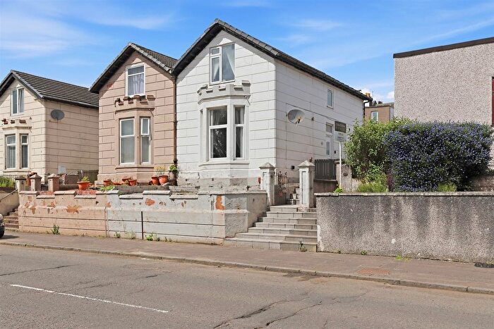 3 Bedroom Semi-Detached House For Sale In Montrose Street, Clydebank, G81