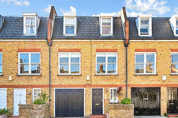 4 Bedroom Terraced House For Sale In Burlington Road, Fulham, London, SW6