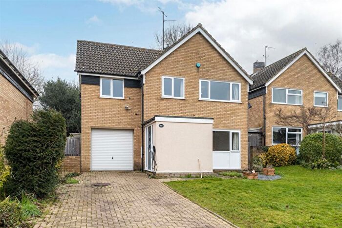 4 Bedroom Detached House For Sale In Malting Close, Stoke Goldington, Newport Pagnell, MK16