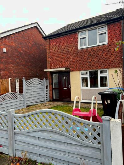 2 Bedroom Semi-Detached House To Rent In Sandbach Road, Sale, M33