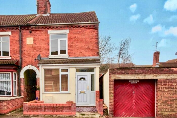 3 Bedroom End Of Terrace House To Rent In Milton Road, Fletton, Peterborough, PE2