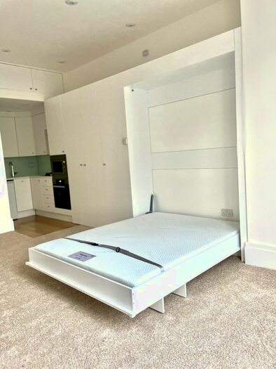 Studio To Rent In Hornsey Lane, London, N6