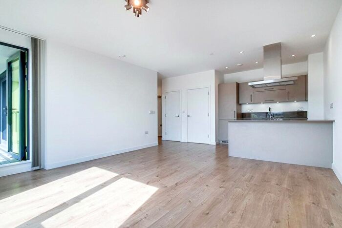 1 Bedroom Apartment To Rent In Rotherhithe New Road London, SE16