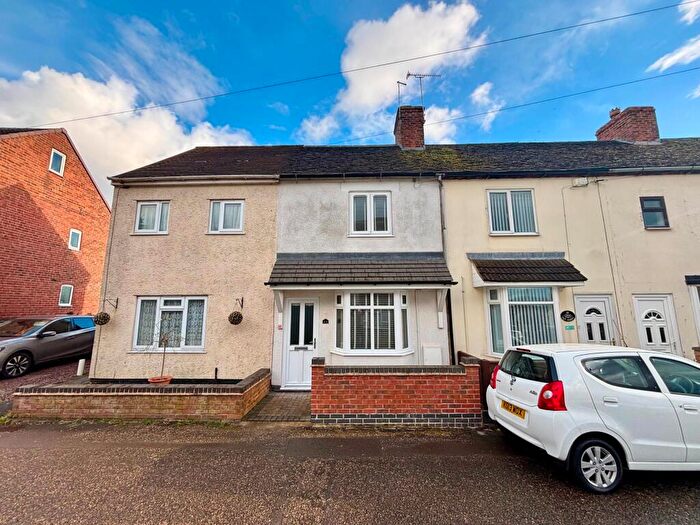 2 Bedroom Terraced House To Rent In Sun Street, Woodville, DE11