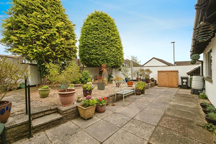 2 Bedroom Bungalow For Sale In Oakland Walk, Dawlish, Devon, EX7