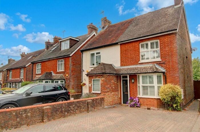 2 Bedroom Semi-Detached House For Sale In Crawley Road, Horsham, RH12