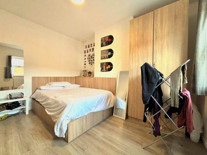 2 Bedroom Terraced House To Rent In Villiers Street, Leamington Spa, CV32