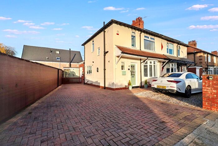 3 Bedroom Semi Detached House For Sale In Westerleigh Avenue, Fairfield, Stockton-On-Tees, TS19