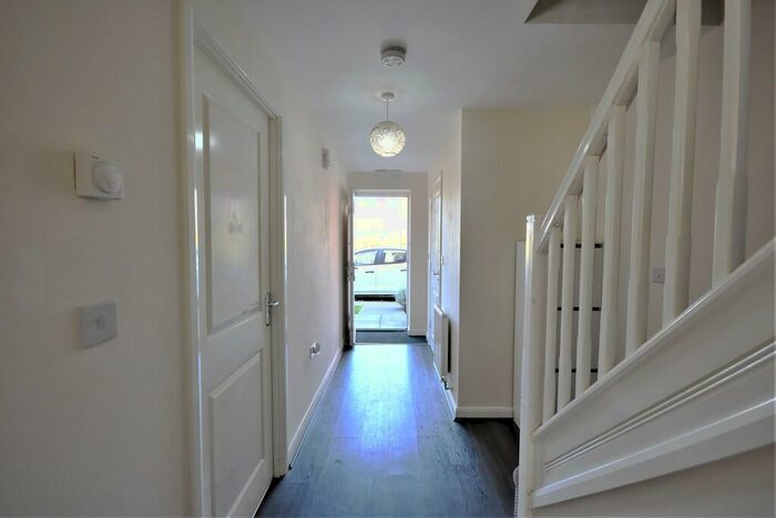 7 Bedroom End Of Terrace House To Rent In Poppleton Close, Coventry, CV1