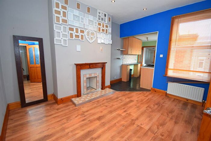 2 Bedroom Flat For Sale In Dean Road, South Shields, NE33