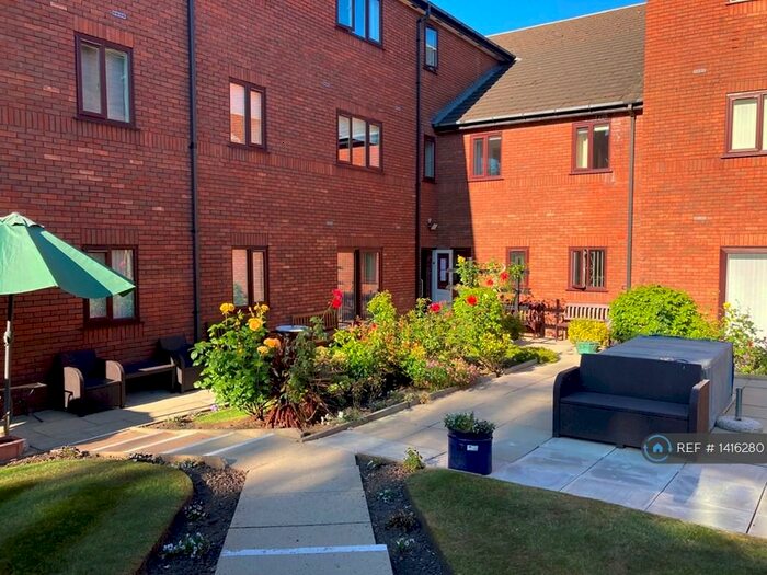 1 Bedroom Flat To Rent In Westpark, Bolton, BL1