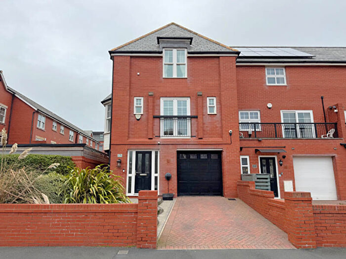 3 Bedroom End Of Terrace House For Sale In Holmfield Road - Bispham - Blackpool -, FY2