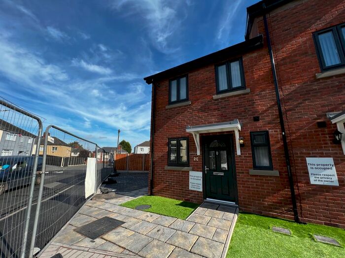 2 Bedroom End Of Terrace House To Rent In Poplar Road, Bilston, Wolverhampton, WV14