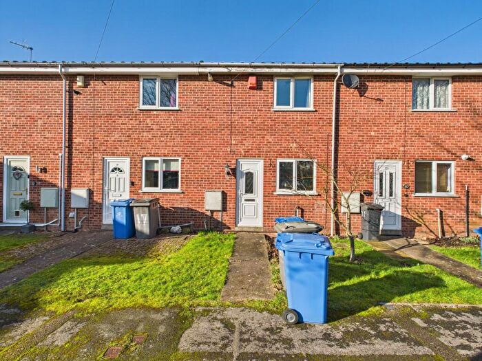 2 Bedroom Terraced House To Rent In Banwell Close, Mickleover, DE3