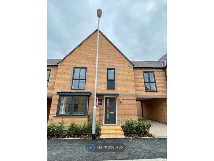 4 Bedroom Detached House To Rent In Eagle Way, Cambridge, CB24