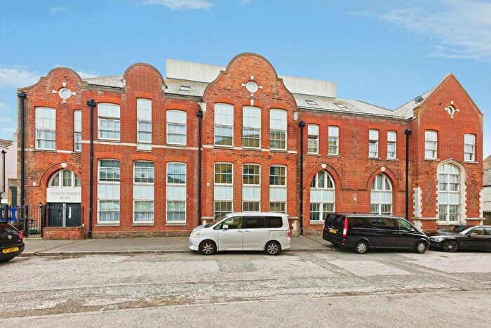 2 Bedroom Flat For Sale In Trinity Square, Margate, Kent, CT9