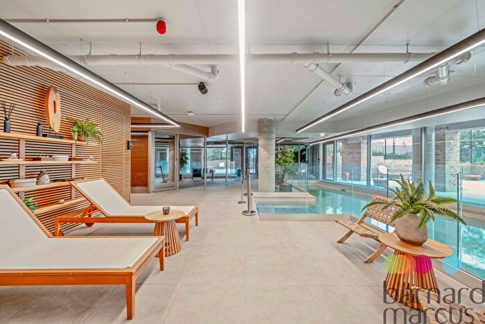 2 Bedroom Flat To Rent In Oberman Road, London, NW10