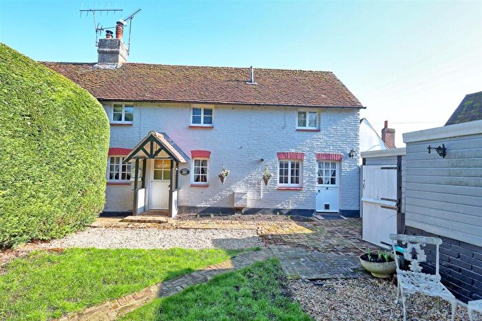 2 Bedroom Semi Detached House For Sale In Laburnam Cottage - Wareside, SG12