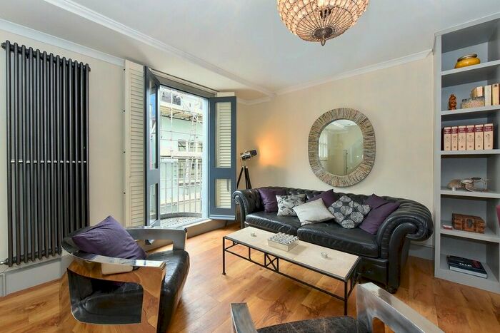 2 Bedroom Property To Rent In Alba Place, Notting Hill, W11