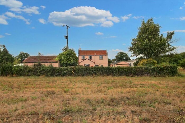 5 Bedroom Detached House For Sale In Bungay Road, Loddon, Norwich, Norfolk, NR14