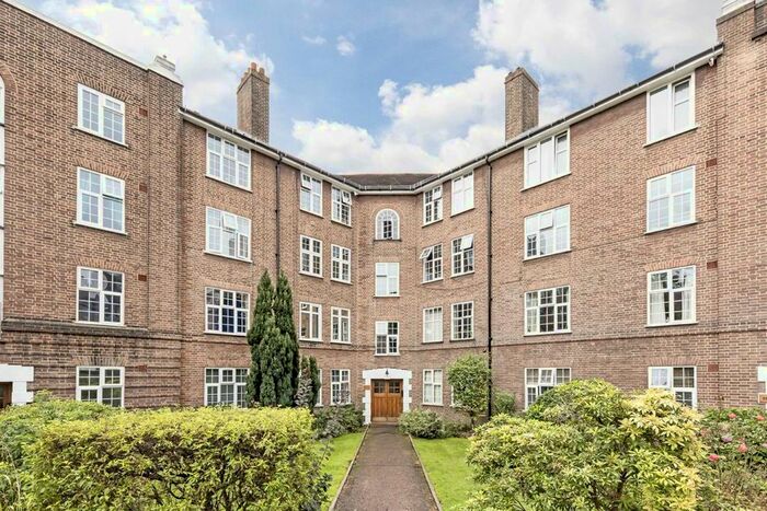 4 Bedroom Flat To Rent In Birkenhead Avenue, Kingston Upon Thames, KT2