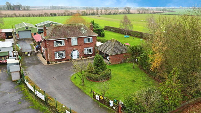4 Bedroom Detached House For Sale In Lincoln Road, Faldingworth, Market Rasen, LN8
