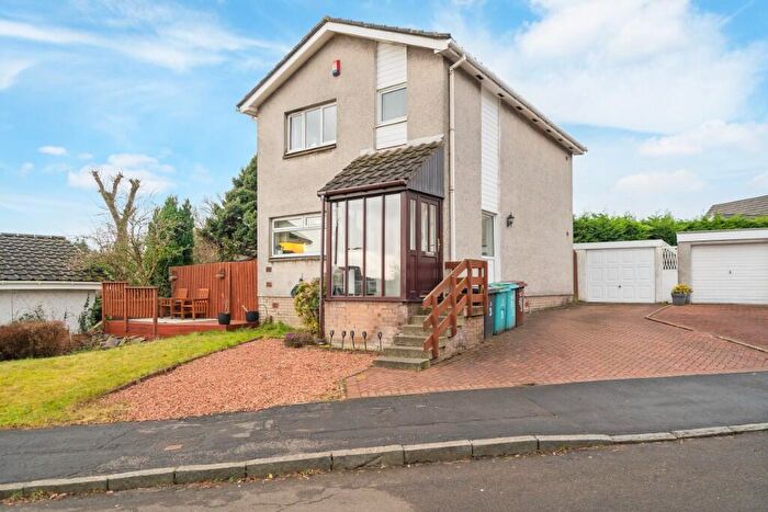3 Bedroom Detached House For Sale In Kirkview Court, Condorrat, G67