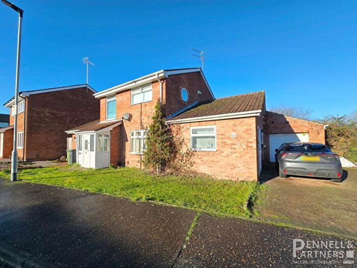 4 Bedroom Detached House For Sale In Eskdale Close, Gunthorpe, Peterborough, PE4