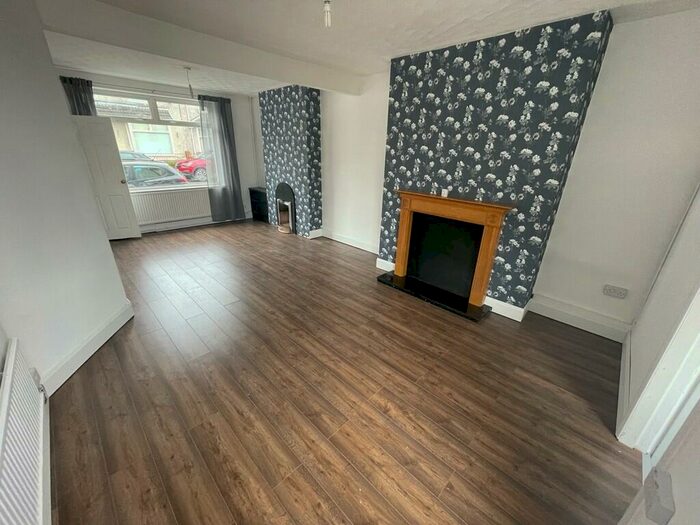 3 Bedroom Terraced House To Rent In Street, Ystrad Mynach