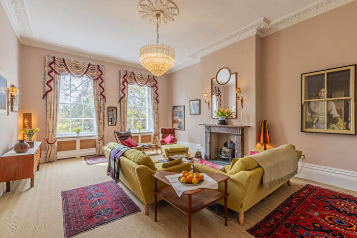 2 Bedroom Apartment For Sale In Cudnall Street Cheltenham, Gloucestershire, GL53