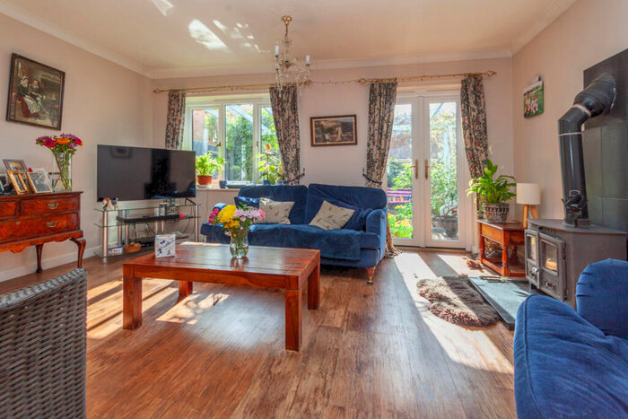 3 Bedroom Semi-Detached House For Sale In Parsons Hill, Hollesley, IP12