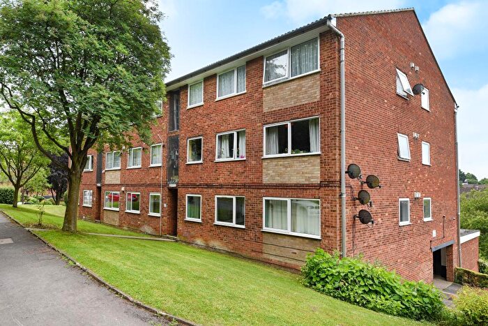 2 Bedroom Apartment To Rent In Windsor Drive, High Wycombe, HP13