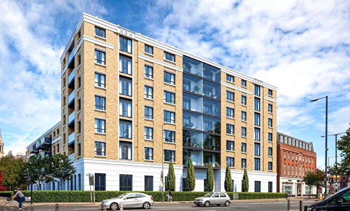 3 Bedroom Apartment For Sale In Church Grove, Hampton Wick, KT1