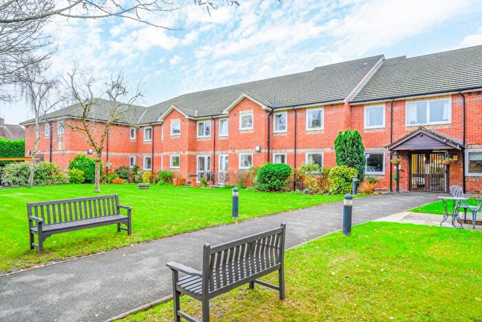 1 Bedroom Retirement Property For Sale In Gibson Court, Hinchley Wood, KT10