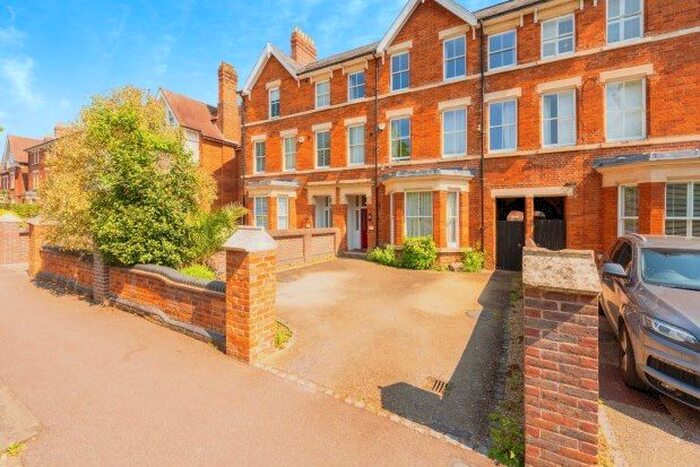 6 Bedroom Property To Rent In Lansdowne Road, Bedford, MK40