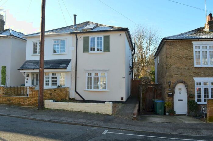 3 Bedroom Semi-Detached House To Rent In Anderson Road, Weybridge, KT13
