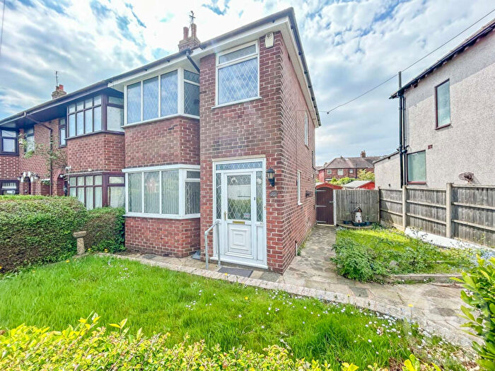 3 Bedroom End Of Terrace House For Sale In Poulton Old Road, Blackpool, FY3