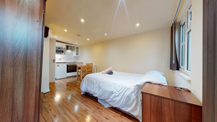 Studio To Rent In Cranhurst Road, London, NW2